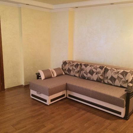 Apartment On Kostyushka 20 Lviv Luaran gambar
